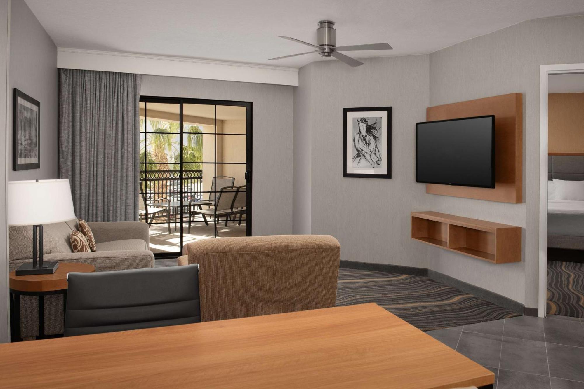 Embassy & Hotel 4*