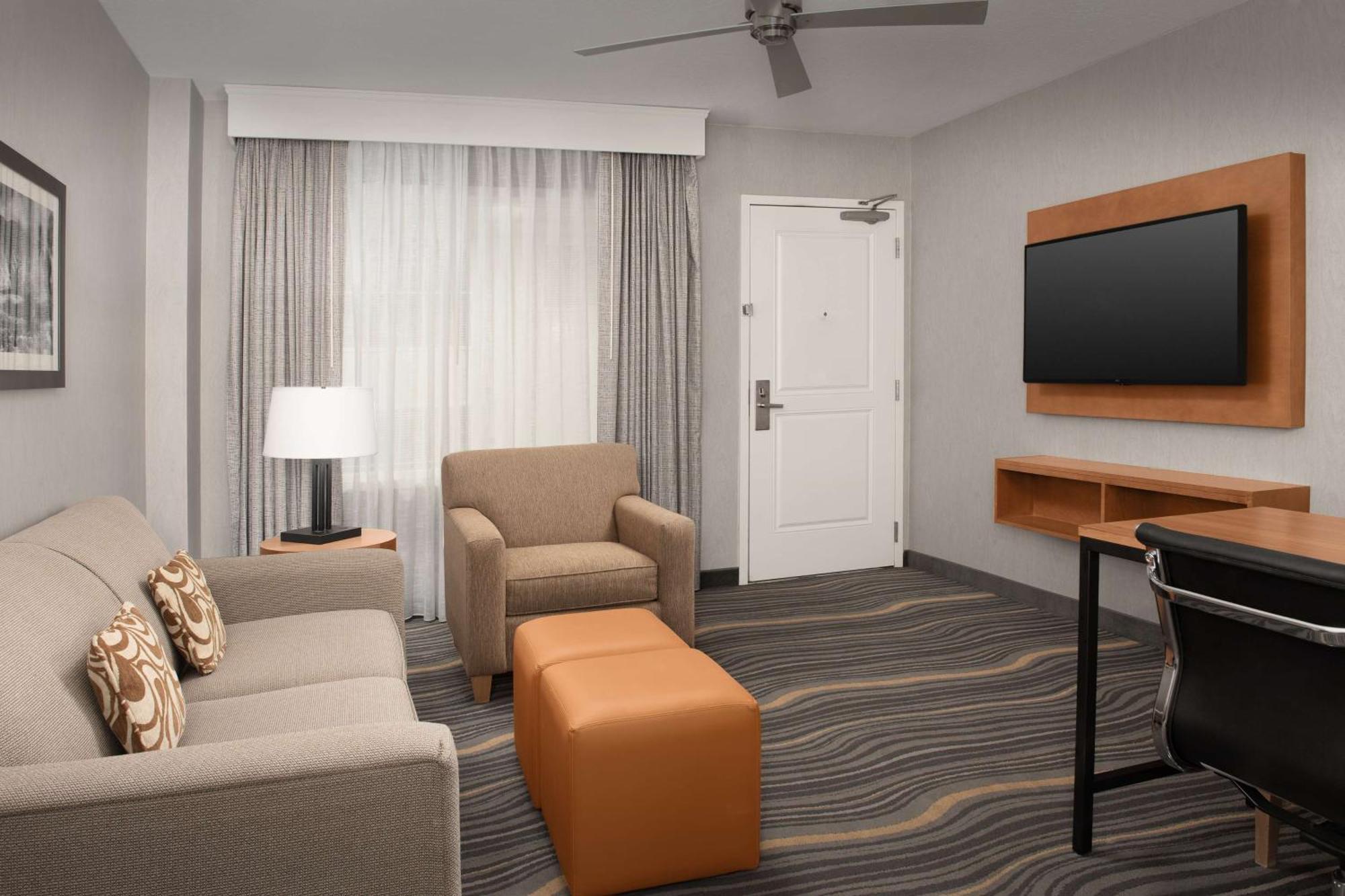 Embassy & Hotel 4*