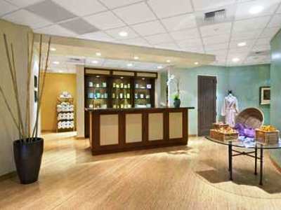 Hotel Embassy &