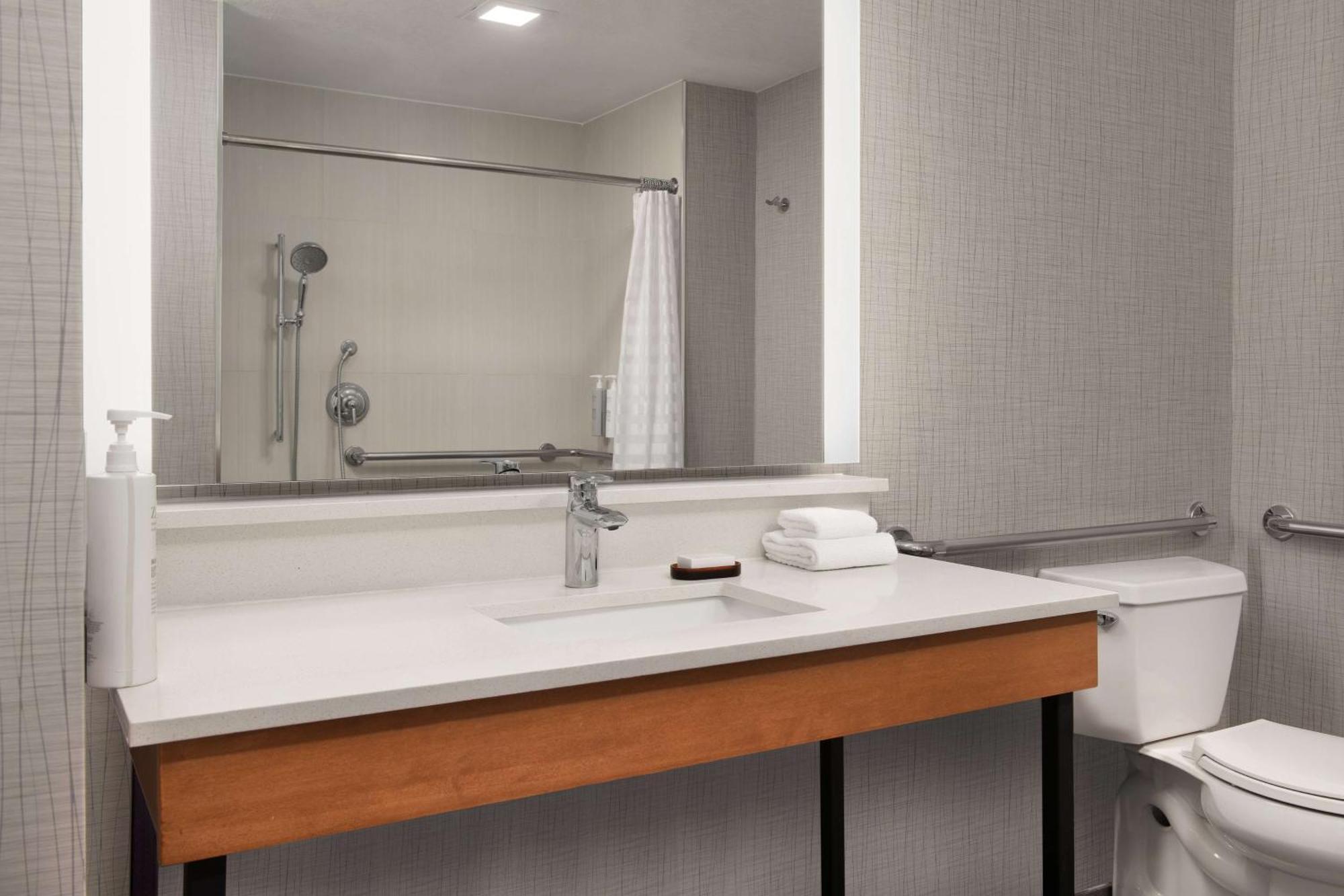 Embassy Hotel&spa Hotel 4*